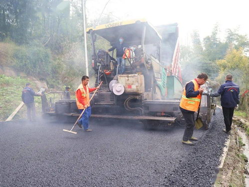 开工了 兴文这条路正在升级改造